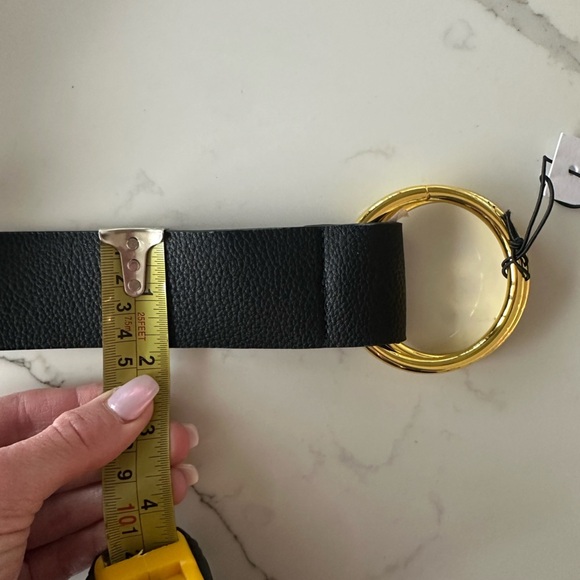 B-low the Belt black and gold belt NWT - Picture 4 of 5